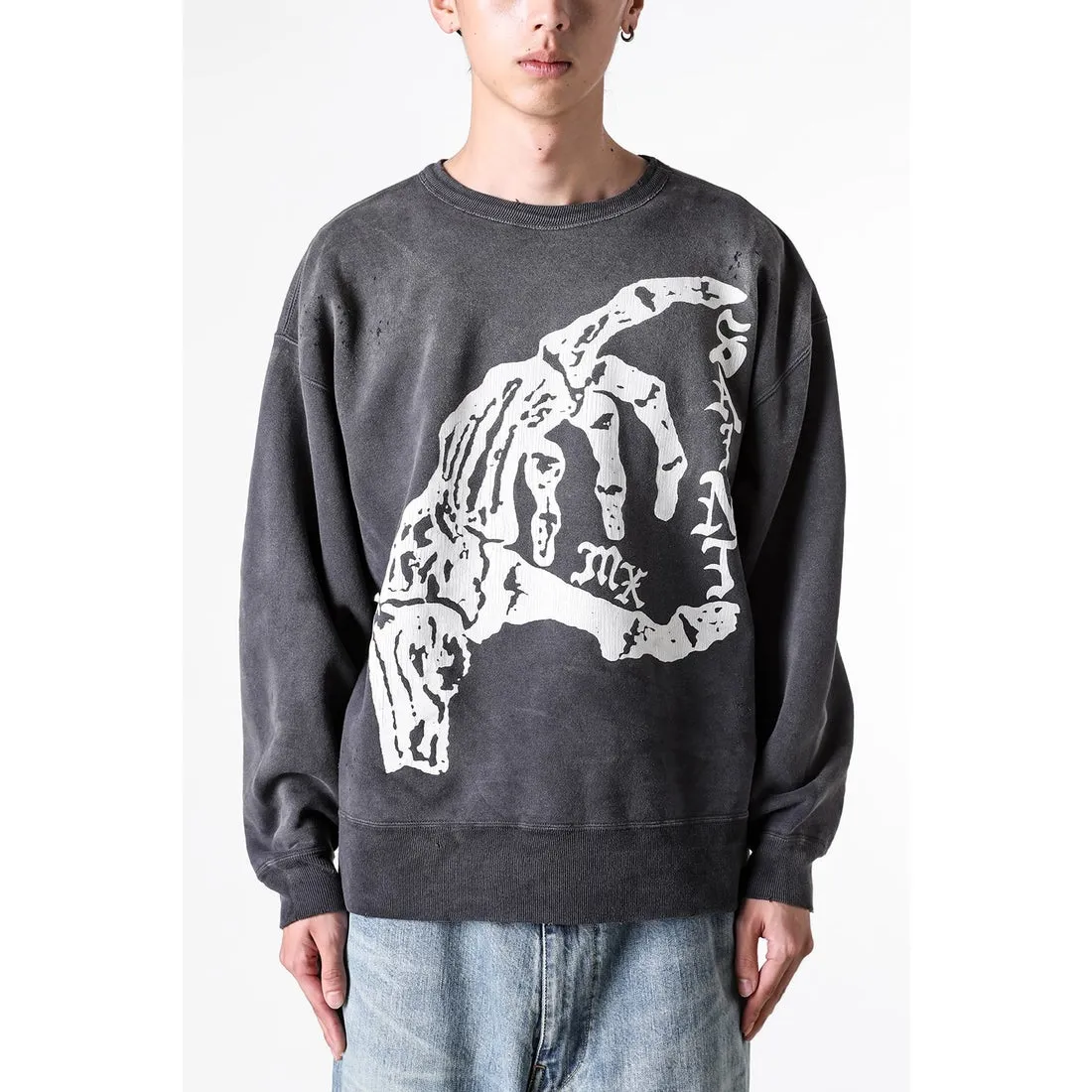 SAINT M×××××× BONE SAINT CREW SWT/BLK Bone SAINT destruction sweatshirt, washed black S-XL Assute dyeing, genuine whole garment sprayed with horse-hair fading process, collar/cuffs frayed in many places, front and rear panels/sleeves super complex fraying, heavy washing and water distressing, correct fruit mark/angel mark